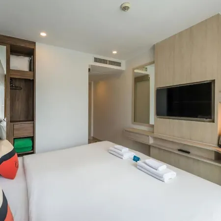 Centro One Bangla Hotel Patong Exterior photo