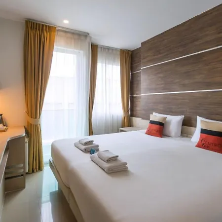 Centro One Bangla Hotel Patong Exterior photo